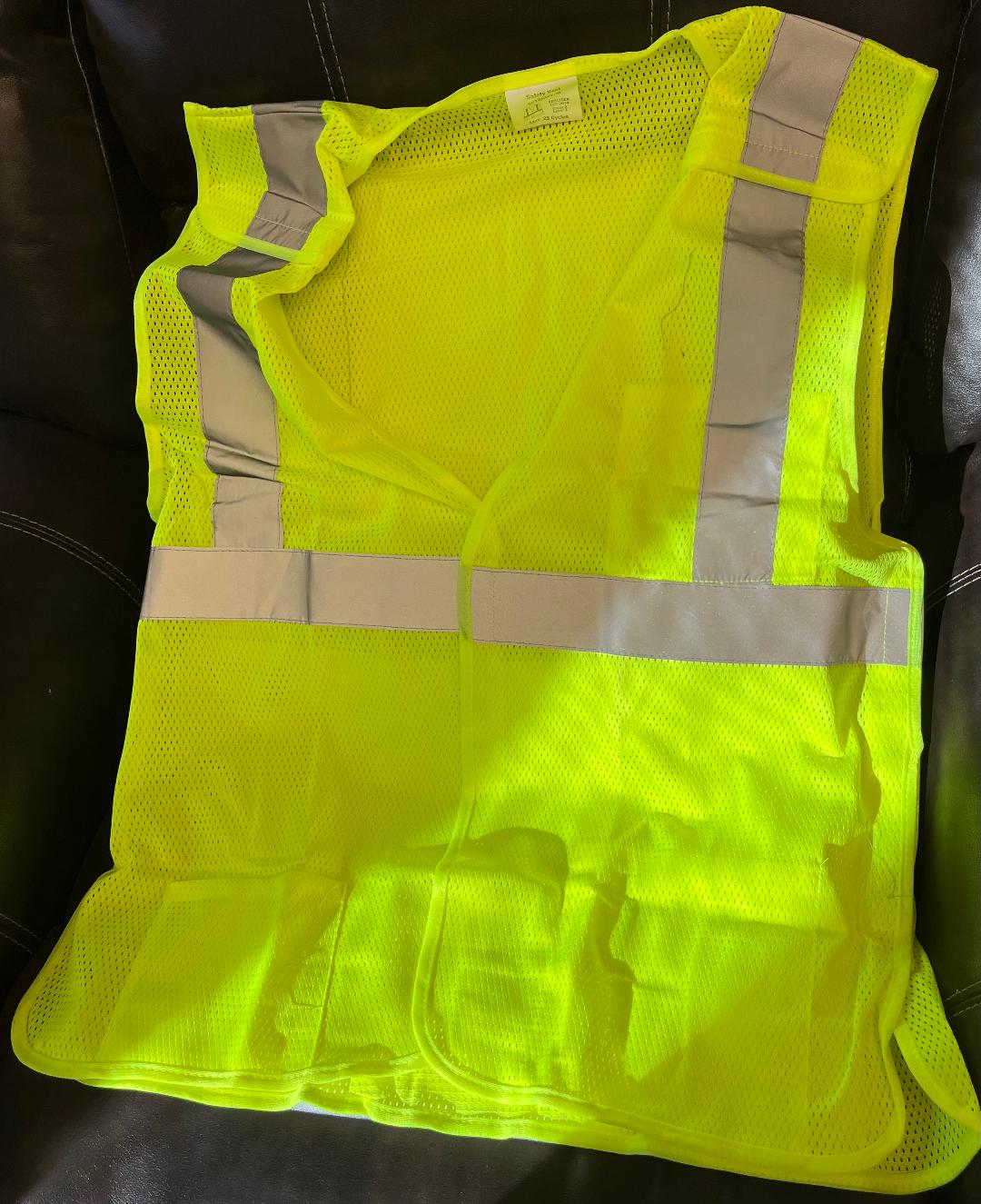 Safety Vest #5ptbkwy-M Flouresenct Yellow Size M velcro sides