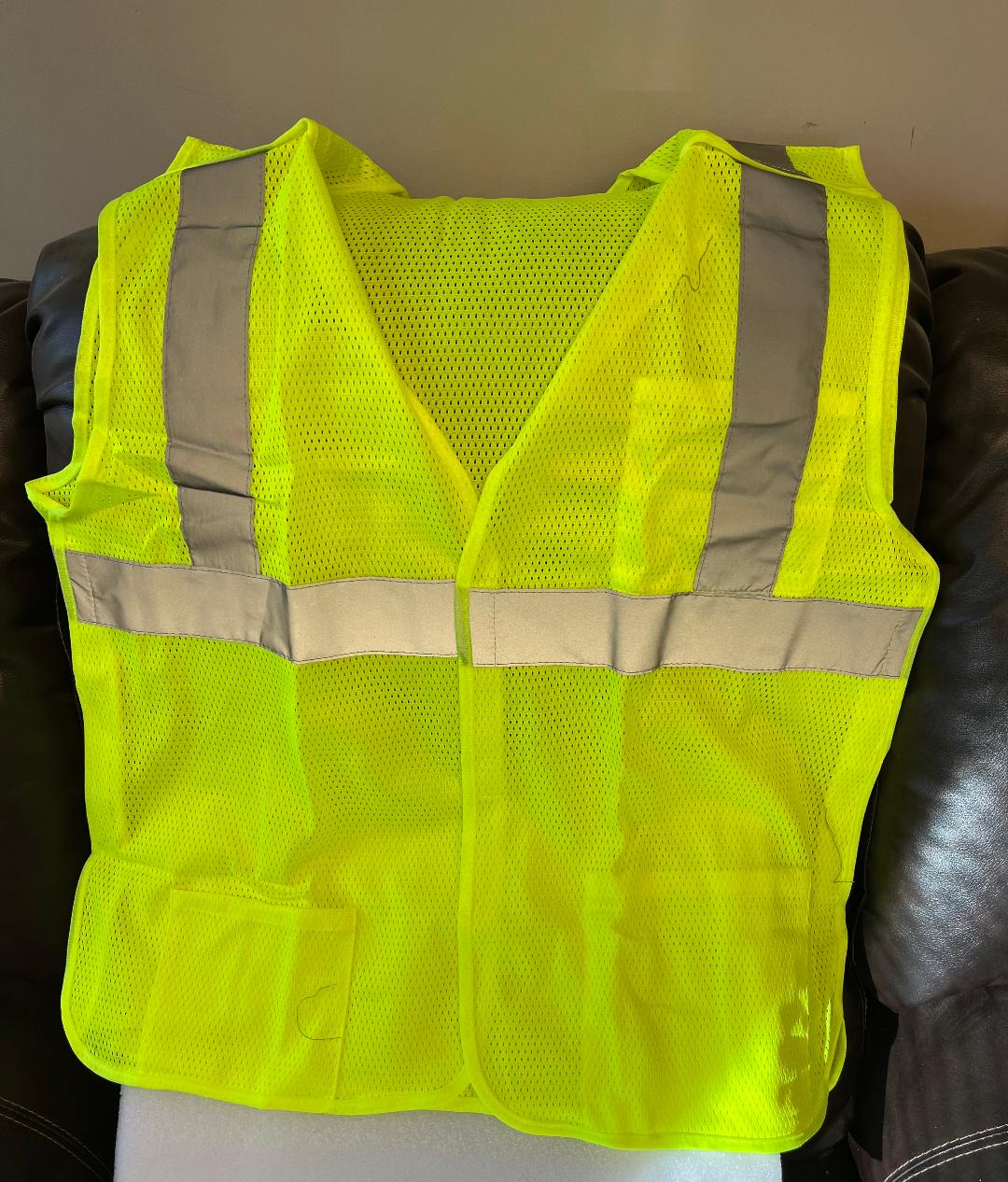 Safety Vest #5ptbkwy-M Flouresenct Yellow Size M velcro sides