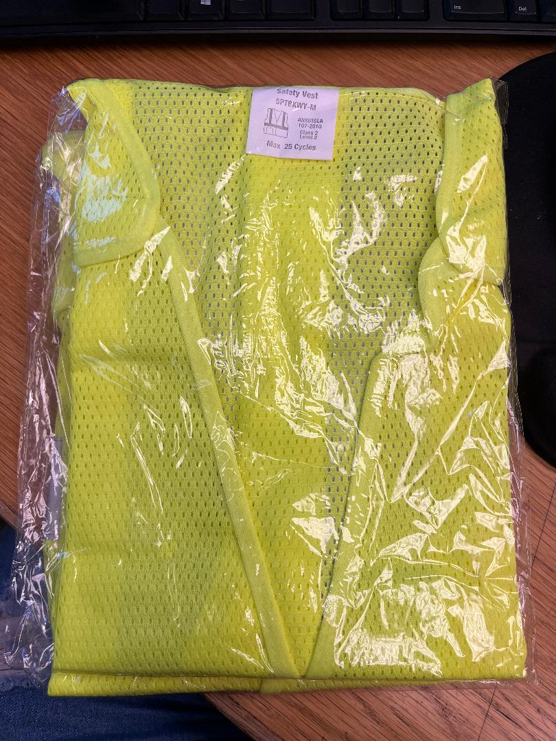 Safety Vest #5ptbkwy-M Flouresenct Yellow Size M velcro sides