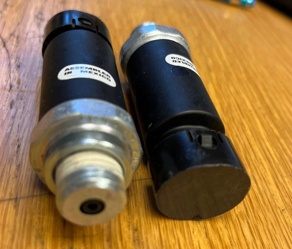 GM #19244505 engine oil pressure sensor sending unit